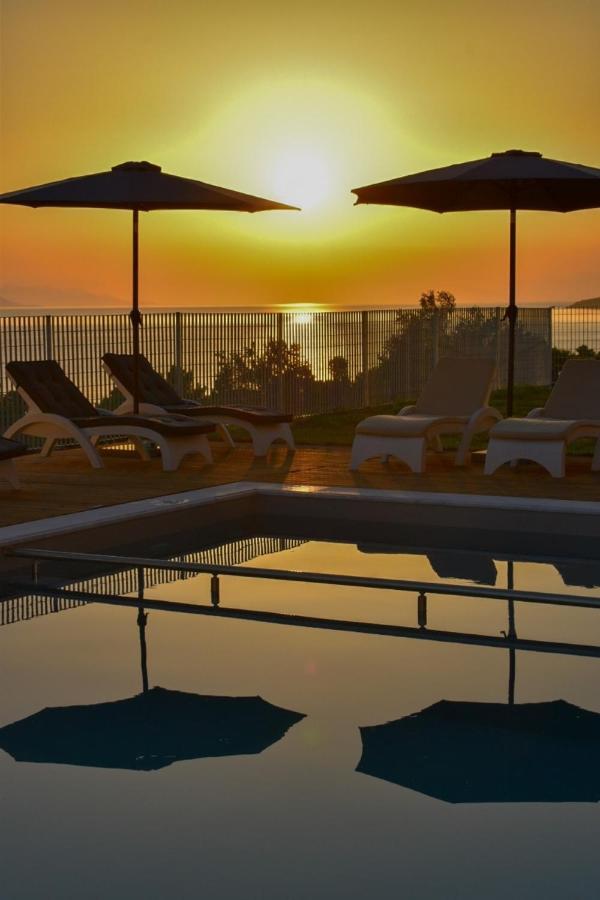 Nerotriviá Pantheon Hotel & Suites المظهر الخارجي الصورة