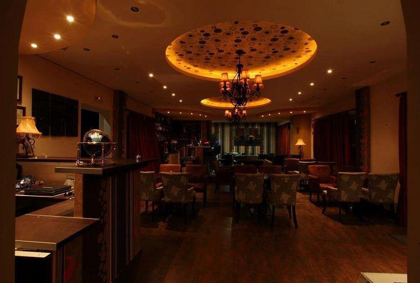 Nerotriviá Pantheon Hotel & Suites المظهر الخارجي الصورة